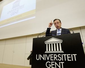 NV-A voorzitter Bart De Wever tijdens het openingscollege Politicologie op de Universiteit Gent, 22 september 2015 - © Belga