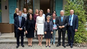 Koningin Mathilde samen met de leden van het panel tijdens het high level side event in Genève tijdens de 30ste sessie van de Mensenrechtenraad op 15 september 2015 - © SRSG